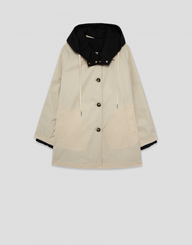 Reversible trench coat in camel/black