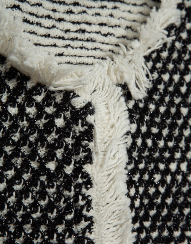 Chaqueta punto de algod&oacute;n estructura blanco y negro