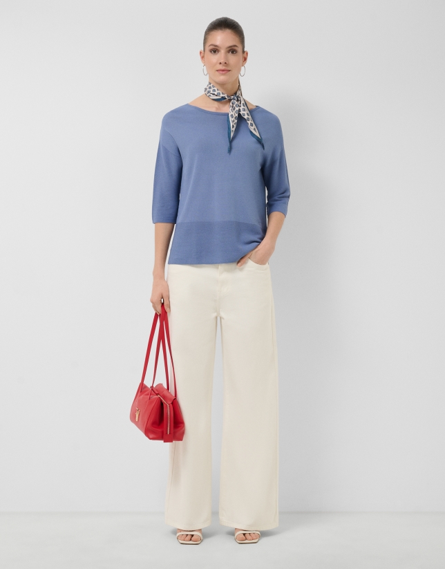 Seamless blue three-quarter sleeve jumper