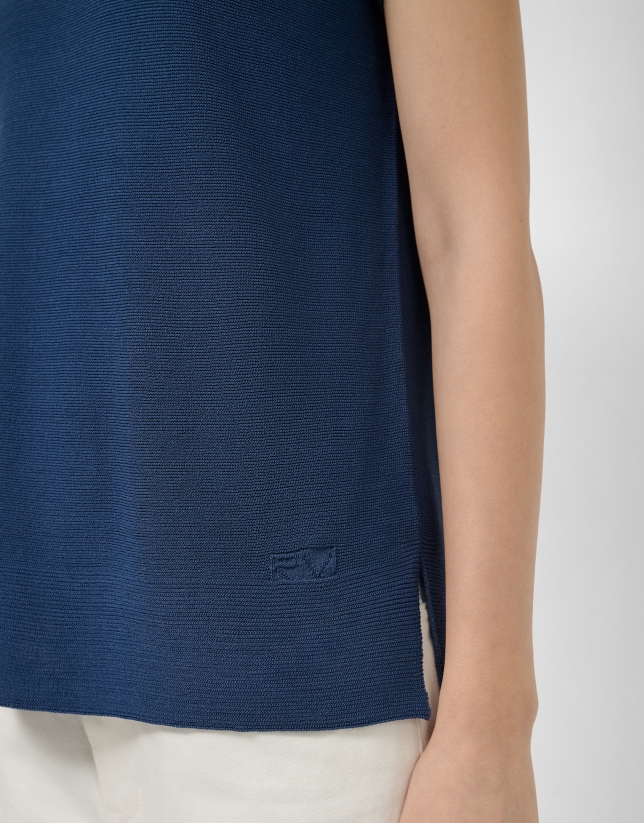 Navy blue fine knit batwing sleeve jumper