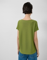 Green fine knit batwing sleeve jumper