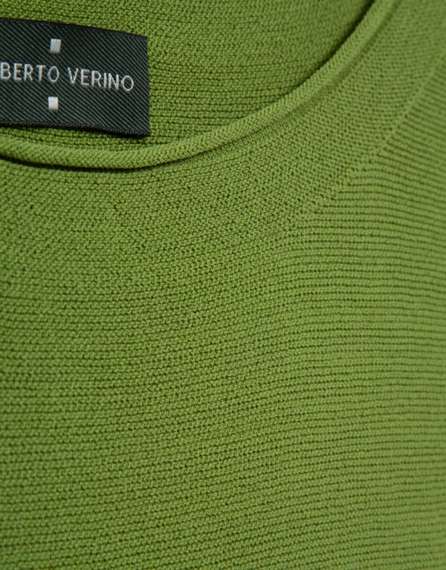 Green fine knit batwing sleeve jumper