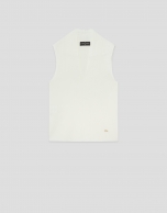 Ecru V-neck top in Roma knit