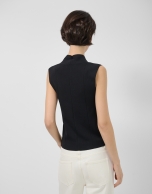 V-neck top, Roma knit, black