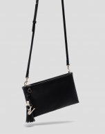 Dafne Messenger shoulder bag in black leather