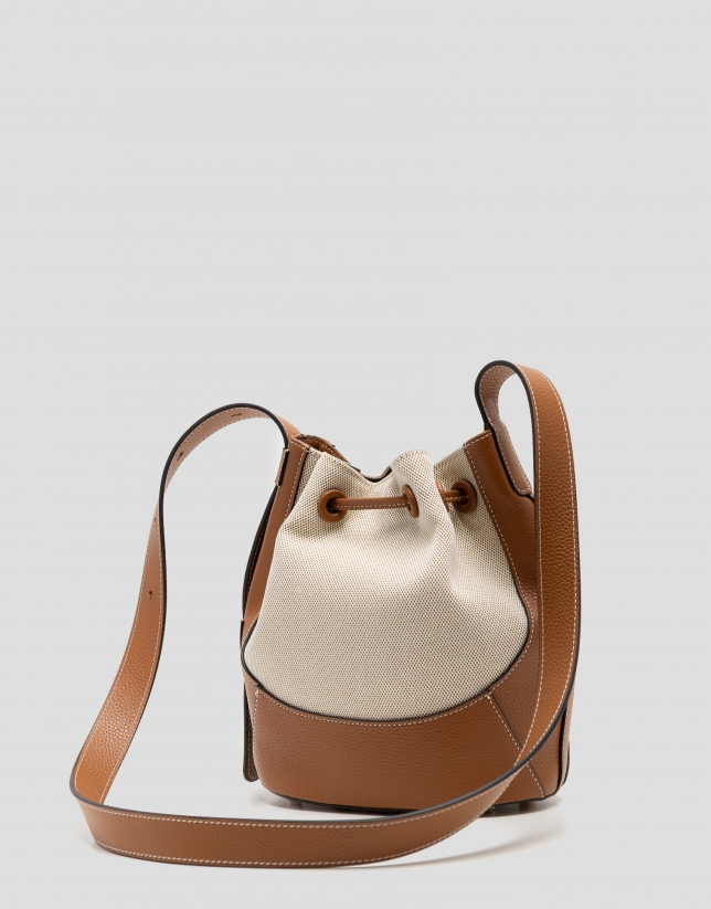 Bolso de hombro Iera Bucket lona y piel c&aacute;mel