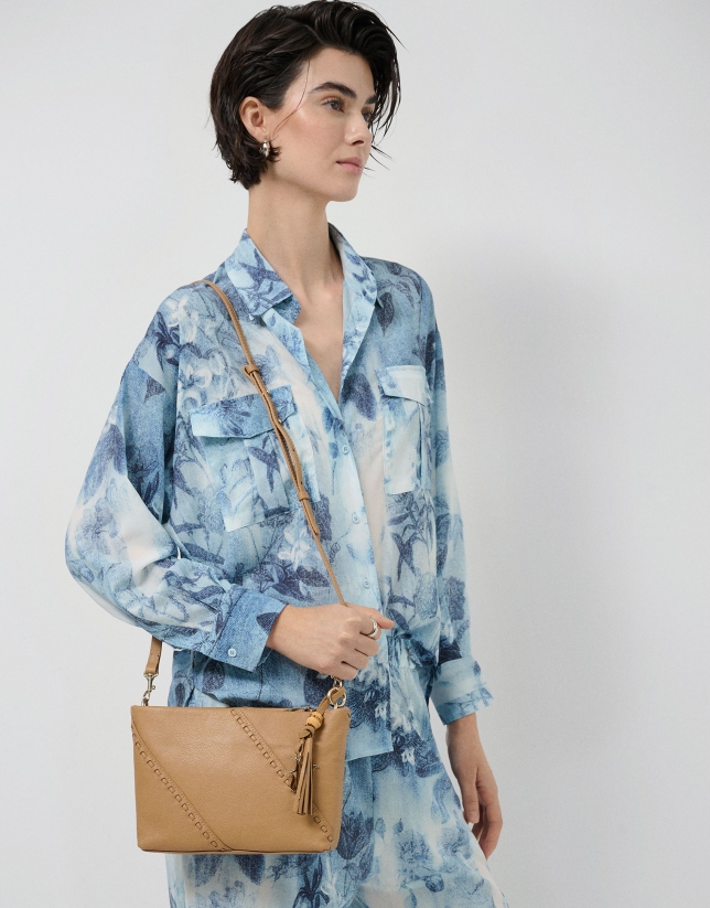 Clara Messenger camel leather shoulder bag