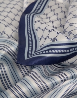 Blue silk scarf with tie design