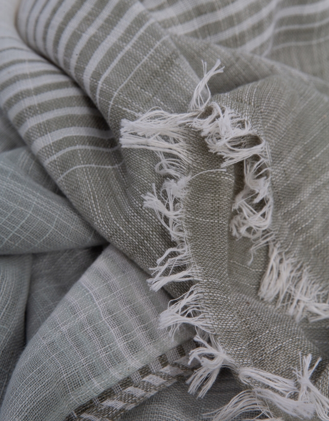 Khaki and ecru striped scarf