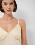 Vestido lencero de tirantes beige