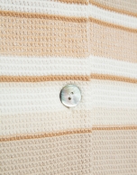 Camel-coloured horizontal striped knit cardigan