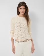 Ecru long-sleeved wave pattern jumper