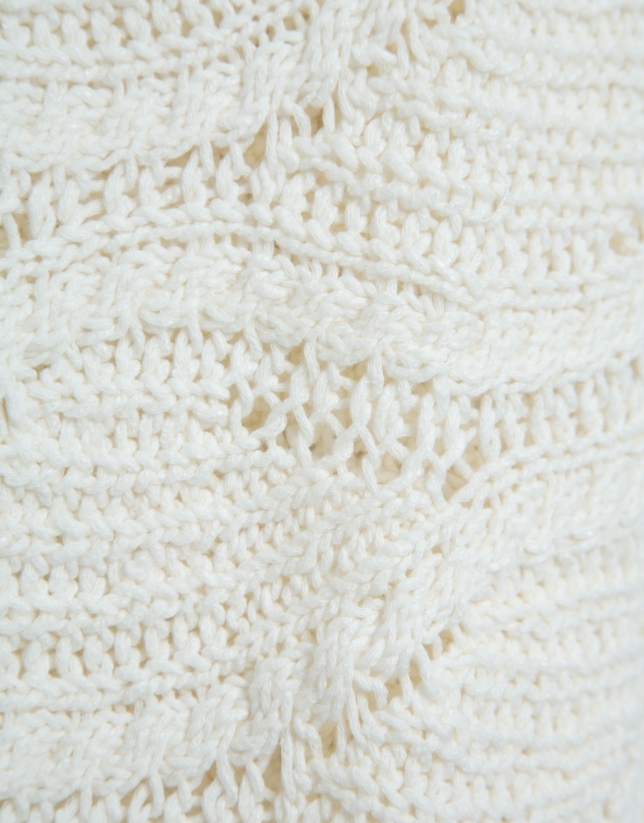 Ecru long-sleeved wave pattern jumper