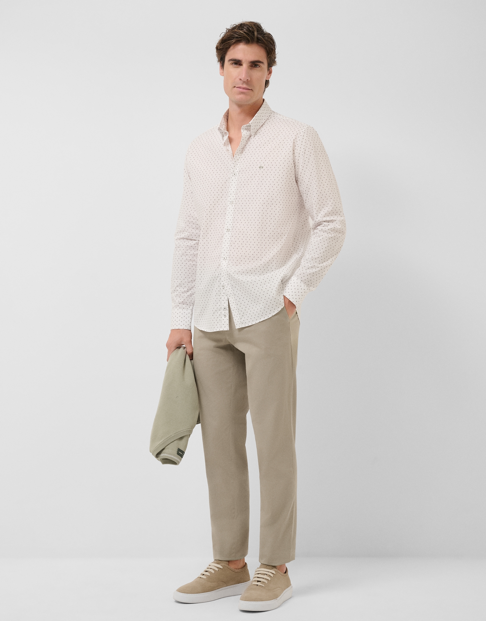 Khaki-dyed chino trousers