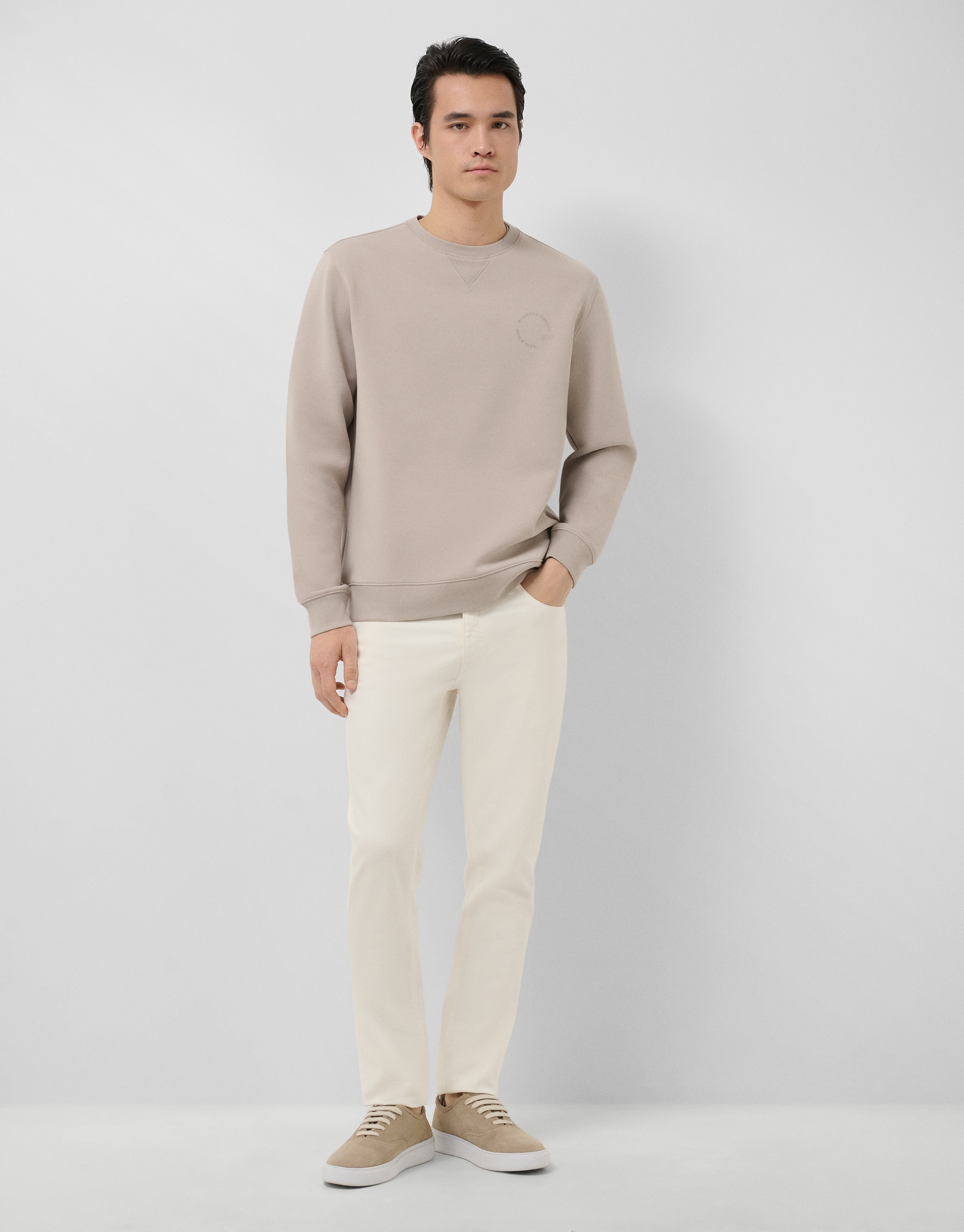 Pantal&oacute;n cinco bolsillos sarga crudo