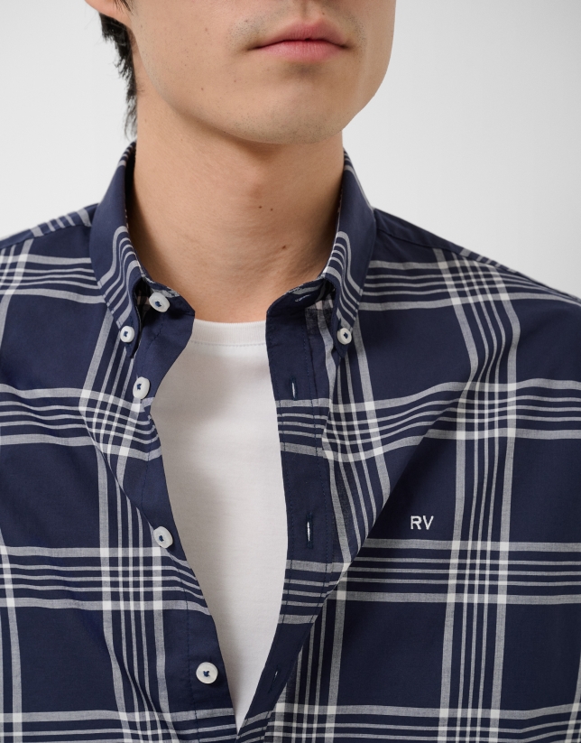 Regular navy blue checked shirt with white trim
