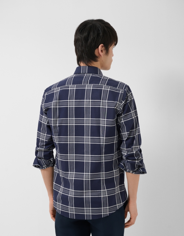 Camisa sport regular cuadros marino perfil blanco