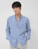 Regular fit white and blue striped shirt