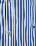 Camisa sport regular rayas blanco y azul