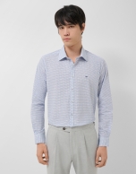 Regular fit blue geometric print shirt