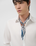 Slim fit sports shirt with white microstructure