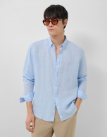 Regular fit light blue linen sports shirt