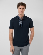 Polo piqu&eacute; de manga corta marino
