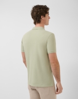 Khaki short-sleeved piqu&eacute; polo shirt