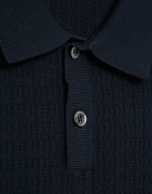 Polo tricotado estructura marino