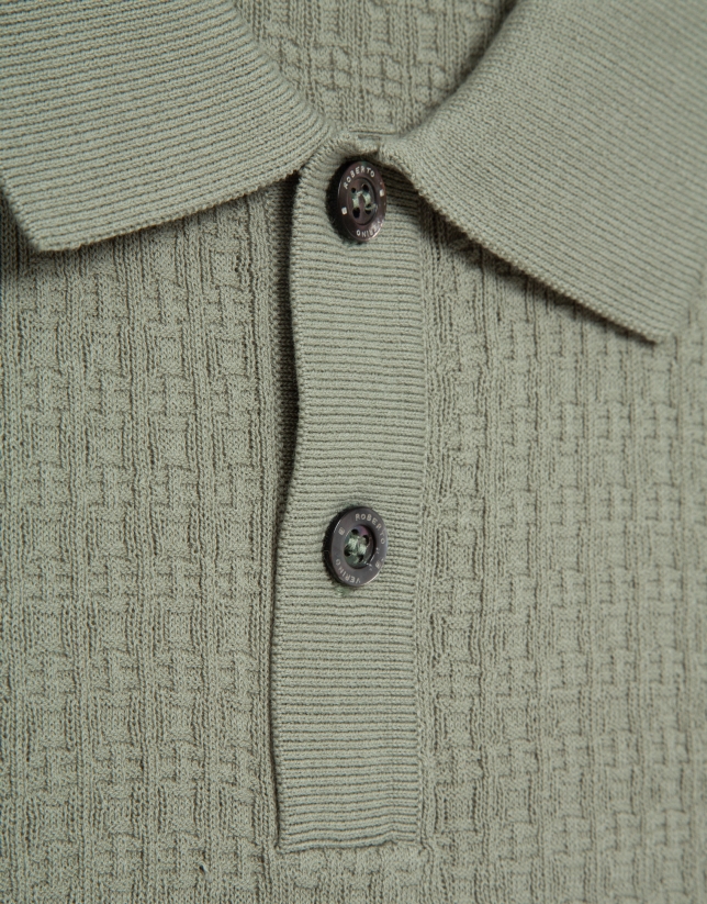 Polo tricotado estructura caqui claro