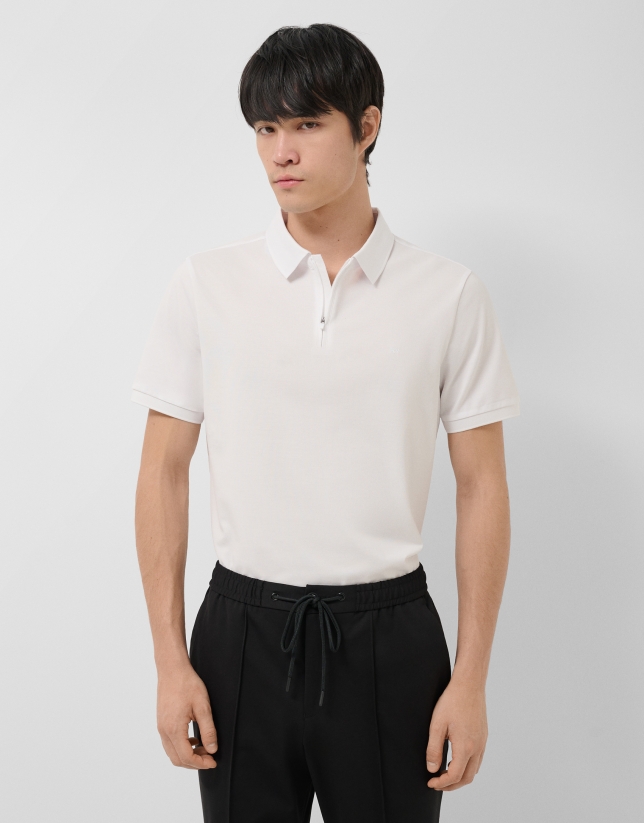 Polo piqu&eacute; t&eacute;cnico cremallera blanco