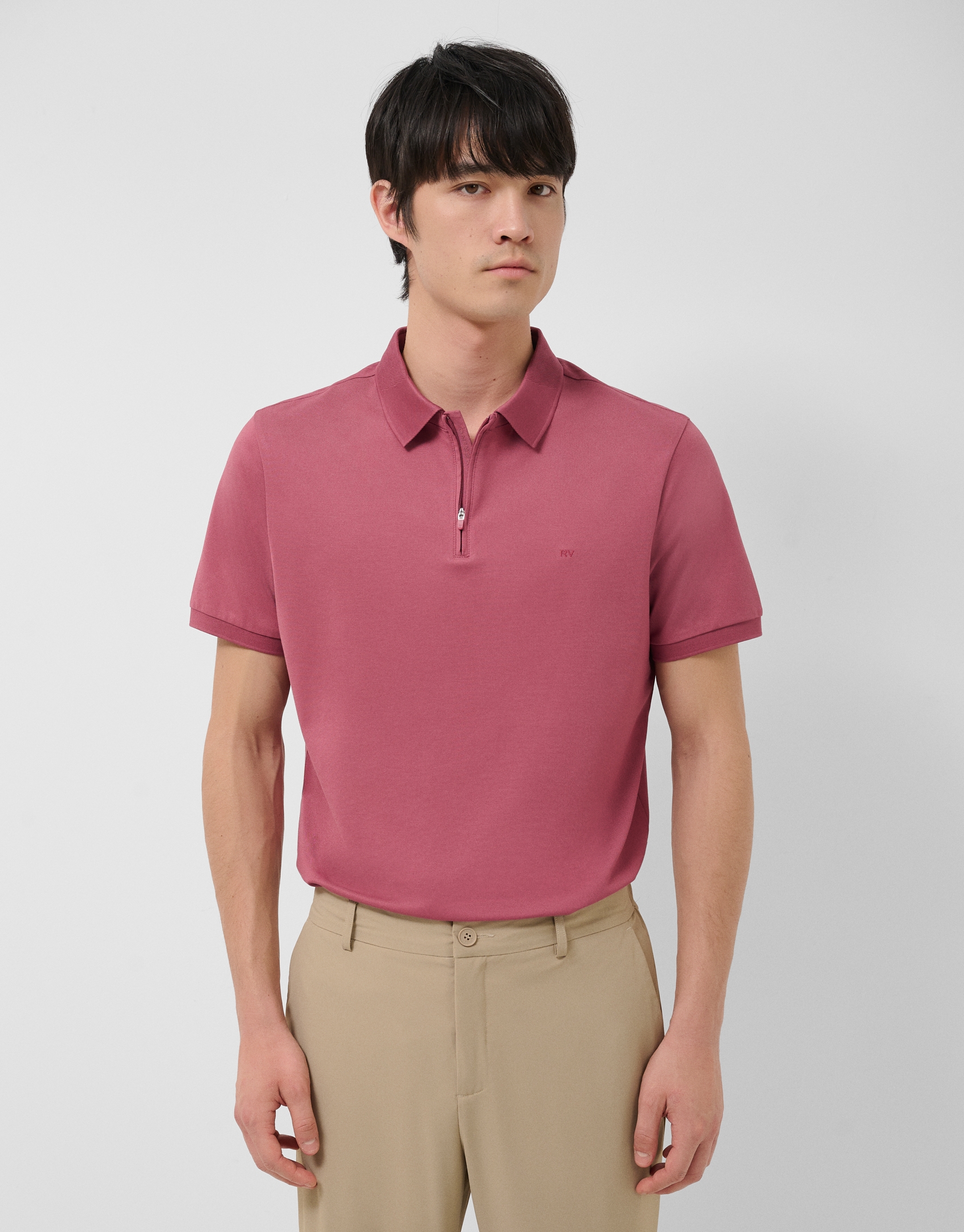 Plum-colored technical piqu&eacute; polo shirt with zip