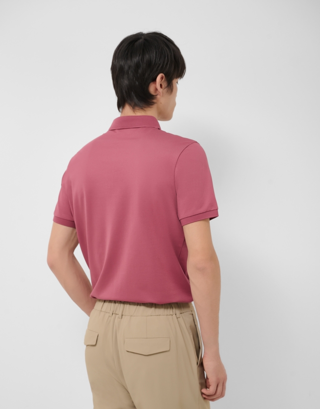 Plum-colored technical piqu&eacute; polo shirt with zip