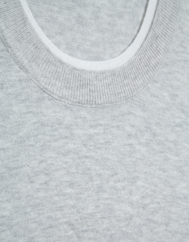 Camiseta manga corta tricotada gris melange