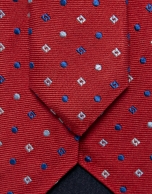 Corbata seda roja jacquard geom&eacute;trico tonos azules