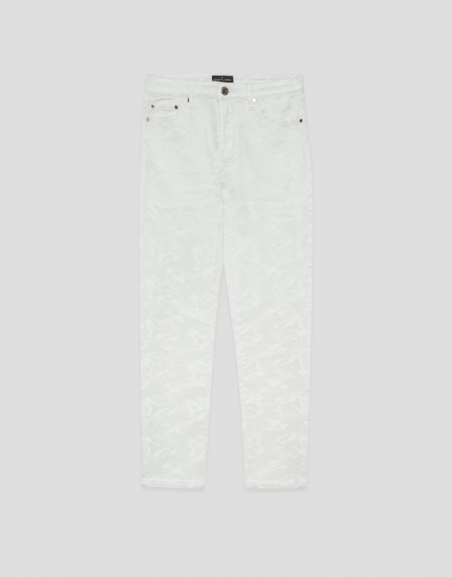 Pantal&oacute;n cinco bolsillos blanco con dibujo laminado plata