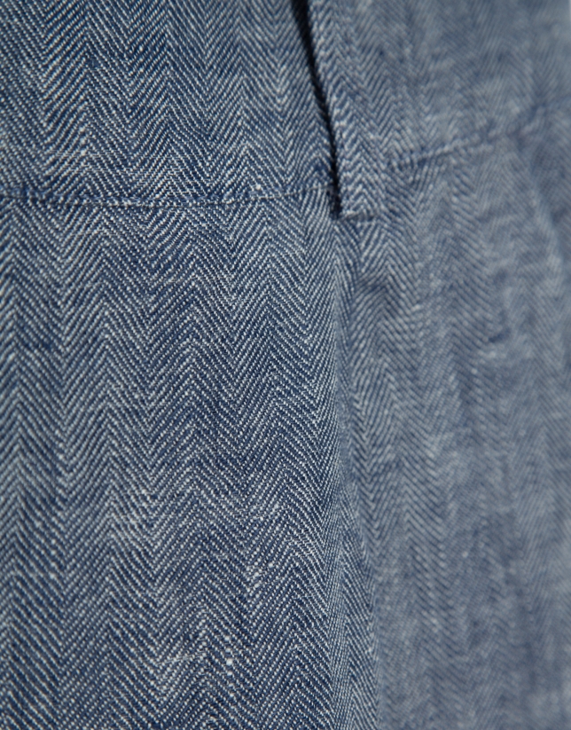 Wide-leg trousers with pleats in blue linen