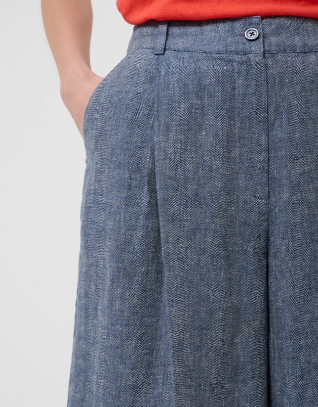 Pantal&oacute;n bermuda larga cinco bolsillos lino azul