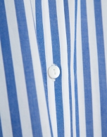 Camisa algod&oacute;n blanco con listas azules