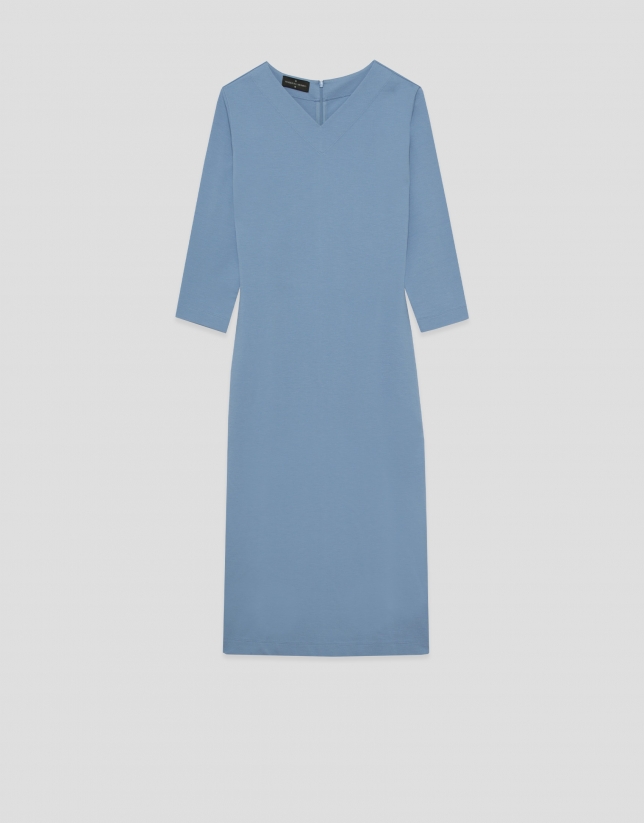 Long-sleeved blue stretch knit dress