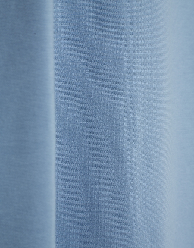 Long-sleeved blue stretch knit dress