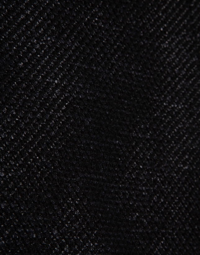 Pantal&oacute;n corto tejido trama negra