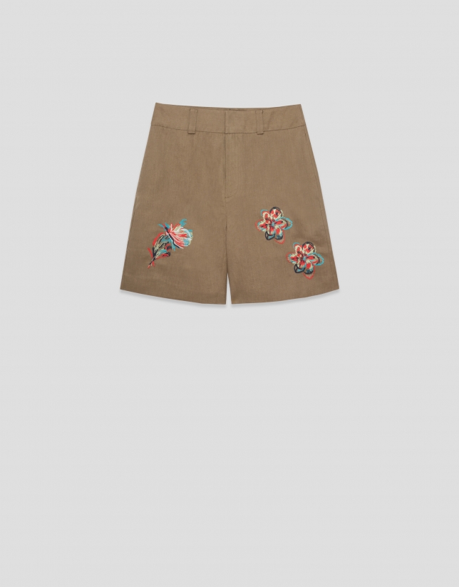 Camel linen Bermuda shorts with floral embroidery