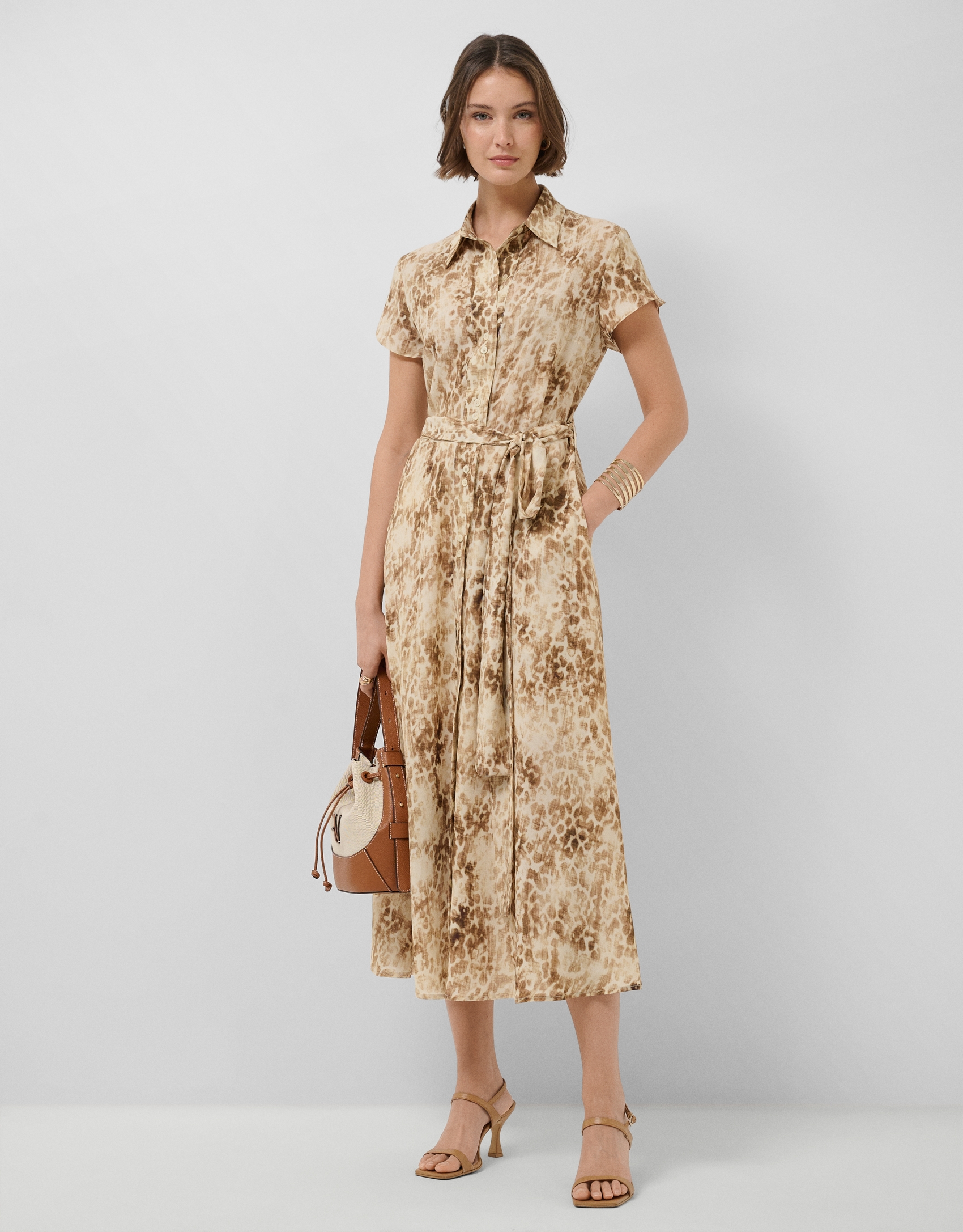 Camel-coloured printed shirt dress