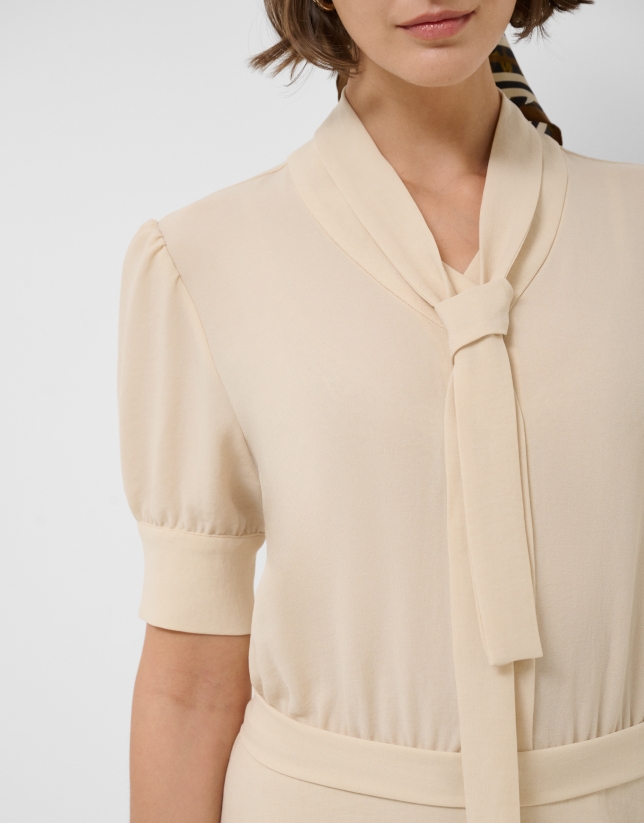 Beige three-quarter sleeve midi dress