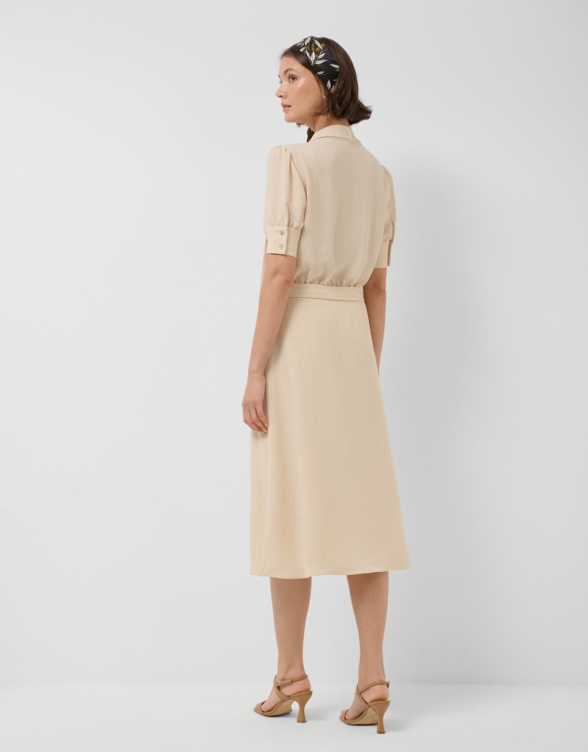 Vestido midi manga tres cuartos beige