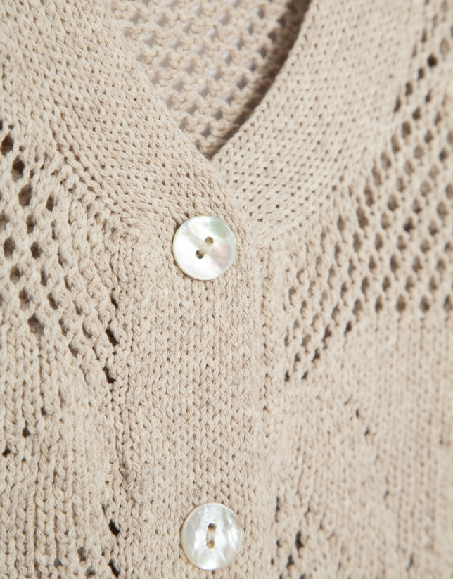 Short-sleeved jacket with floral cut-outs in ecru