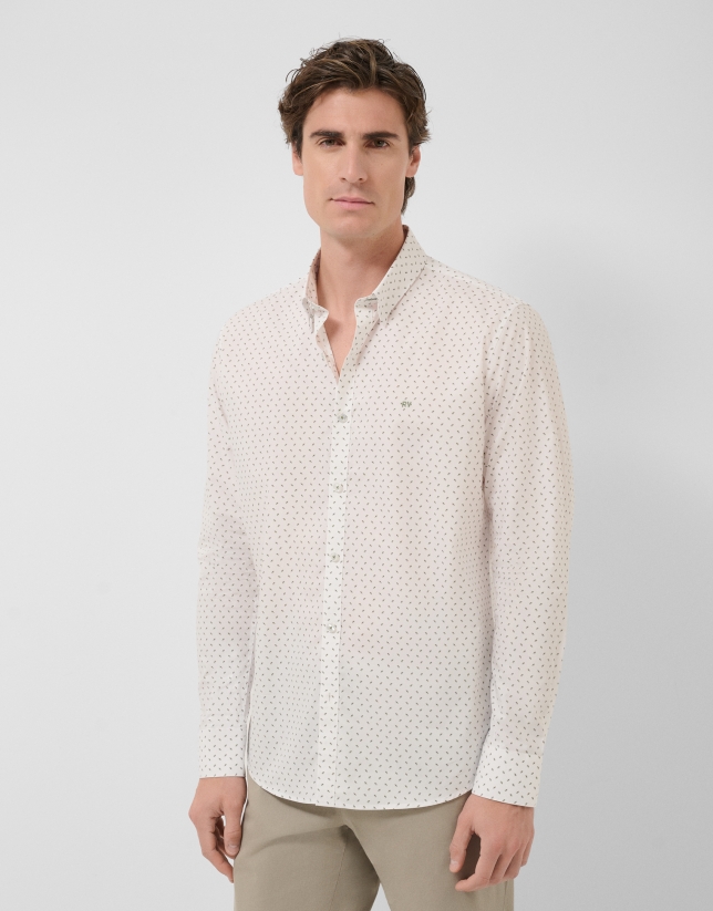 Regular fit khaki geometric print casual shirt