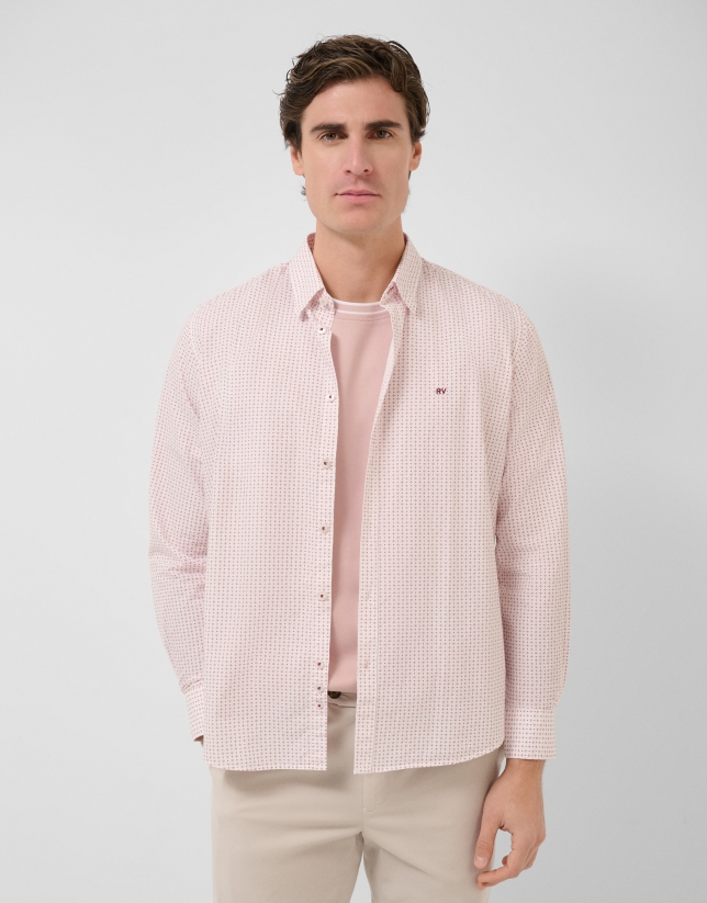 Camisa sport regular fit estampado geom&eacute;trico flores rojas