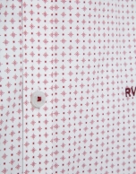 Camisa sport regular fit estampado geom&eacute;trico flores rojas